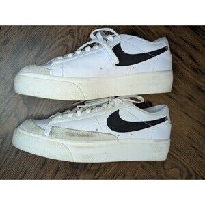 Nike Blazer Low Platform White Black Sneakers Shoes DJ0292-101 Womens Size 10.5